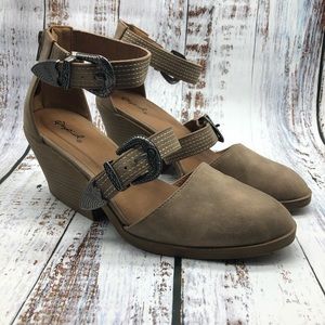 Quips western style shoes size 9 EUC